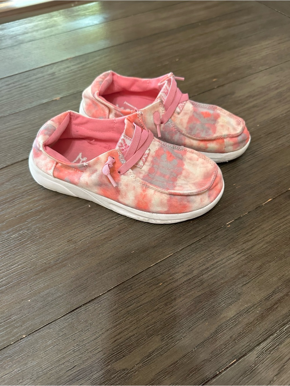 Sz 4 Reef Kids Cushion Coast Sneakers Cotton Candy Cloud Tye Dye